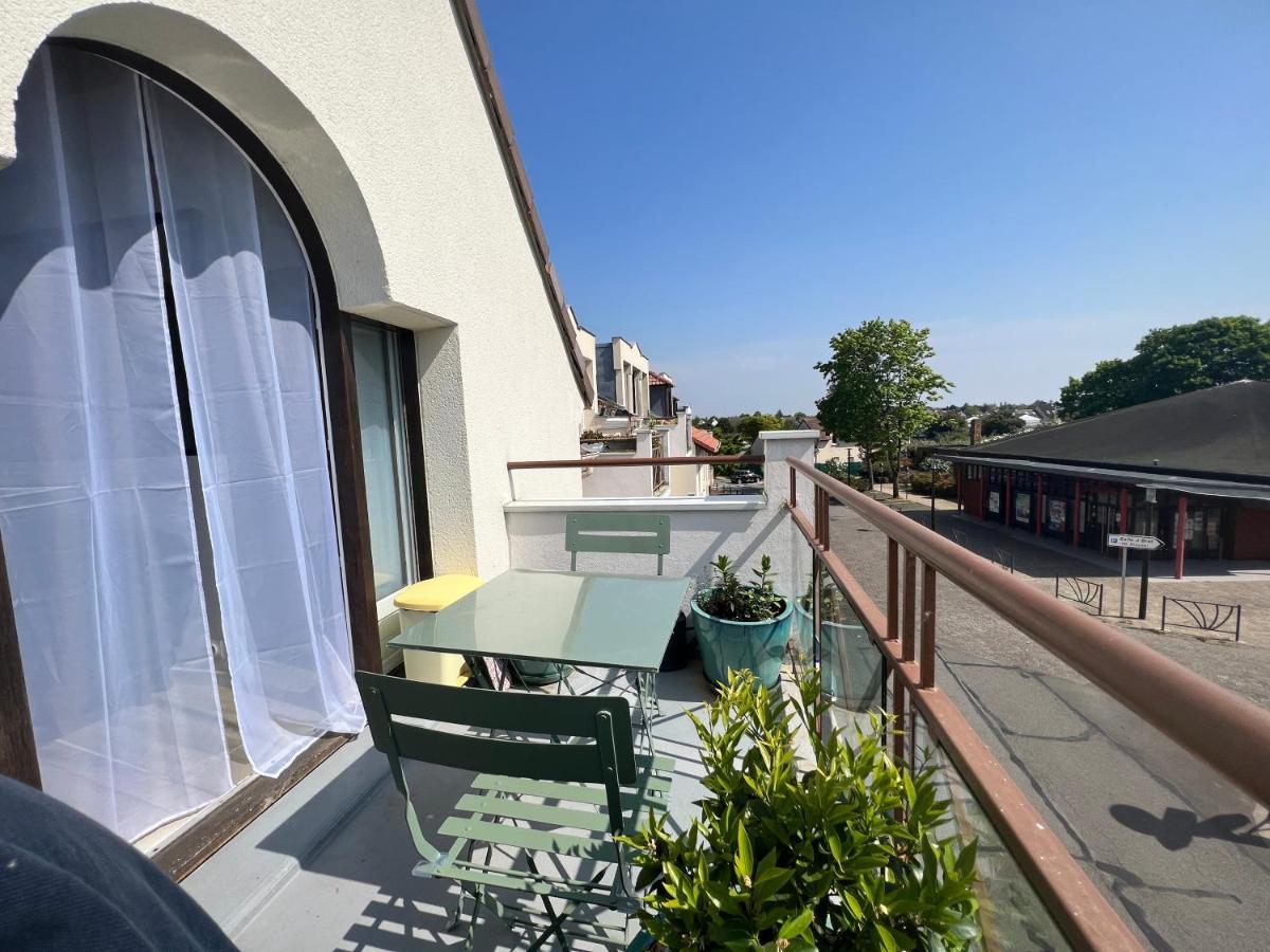Cosysmartstudio Montigny-le-Bretonneux Exterior photo
